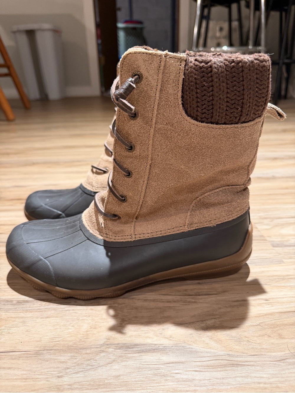 Sperry Women’s Duck Boots Brown Suede Knit Winter Boots Size 9.5